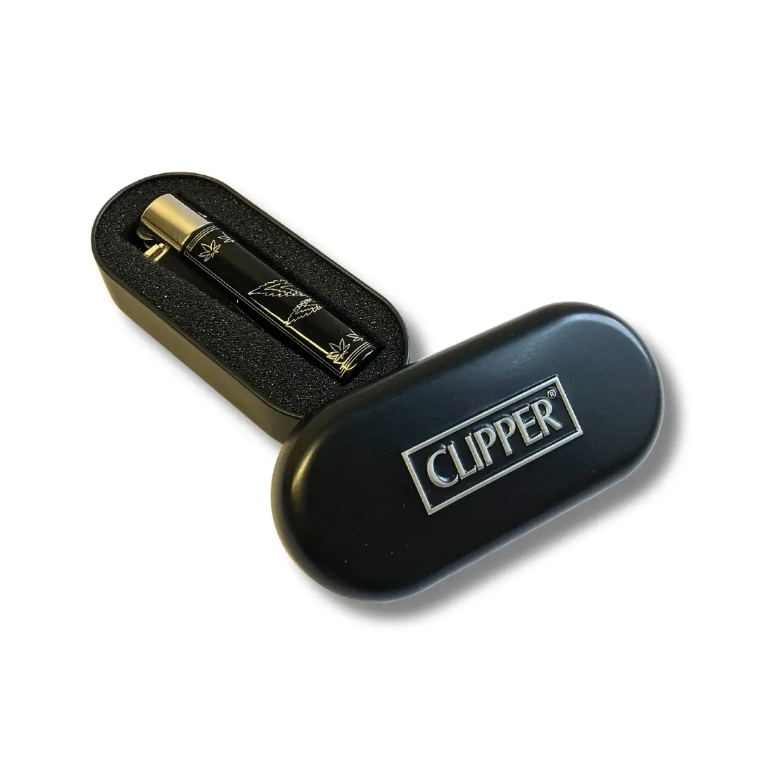 Clipper Feuerzeug Metall Leaves Schwarz Silber Verpackung Clipper Feuerzeug Metall Leaves Schwarz Silber Verpackung